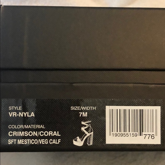 Vince Camuto crimson/coral 7m - Picture 3 of 6